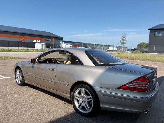 Mercedes-Benz CL500 4 of 5