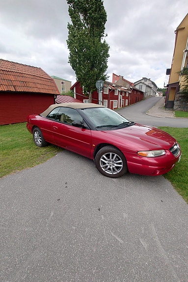 Chrysler Stratus 2 of 6