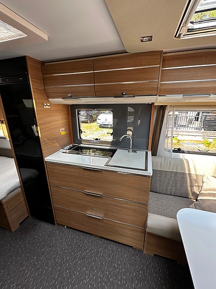 Adria Adora 572UT inkl. säsongsplats Bomstad 3 of 5