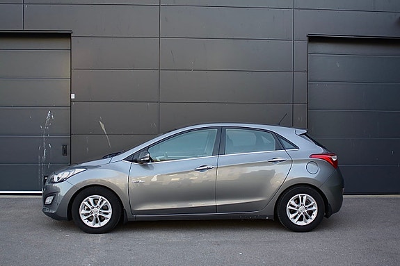 Hyundai i30 5 of 5