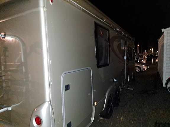 Bürstner Aviano 870 4 of 5