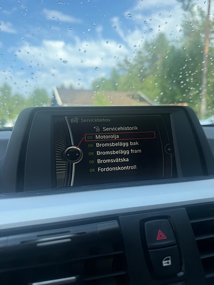 BMW 318d 5 of 5