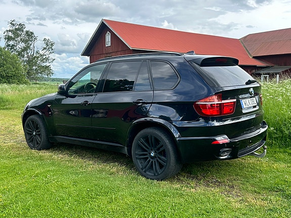 BMW X5 3 of 6