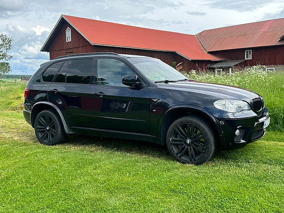 BMW X5 5 of 6