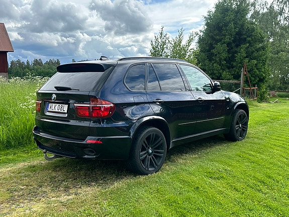 BMW X5 4 of 6