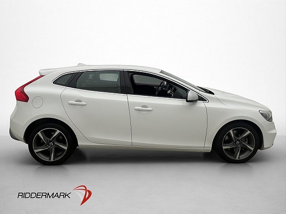 Volvo V40 9 of 30