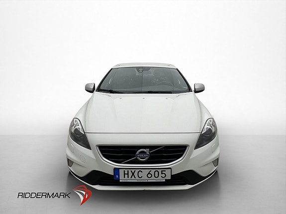 Volvo V40 2 of 30