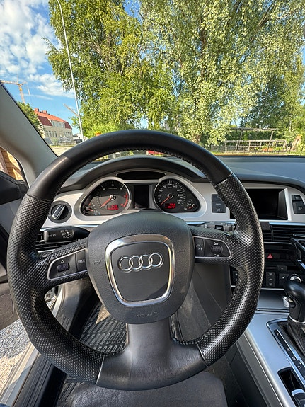 Audi A6 allroad 13 of 14