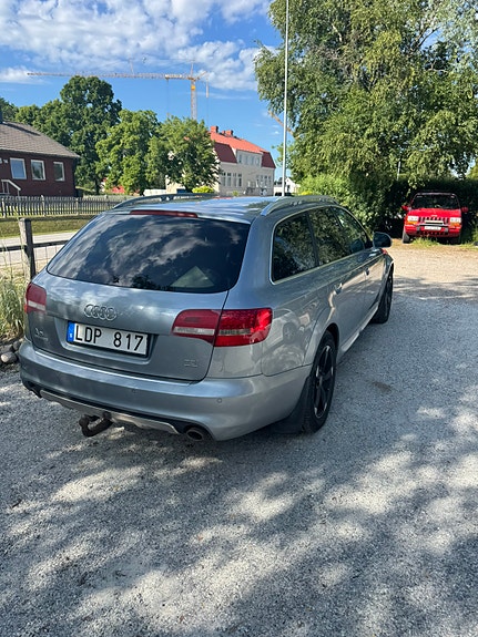 Audi A6 allroad 4 of 5