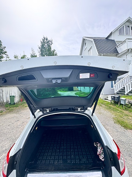 Peugeot 508 RXH 13 of 18