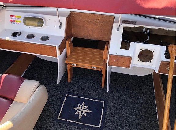 Legend Daycruiser 21 5 of 6