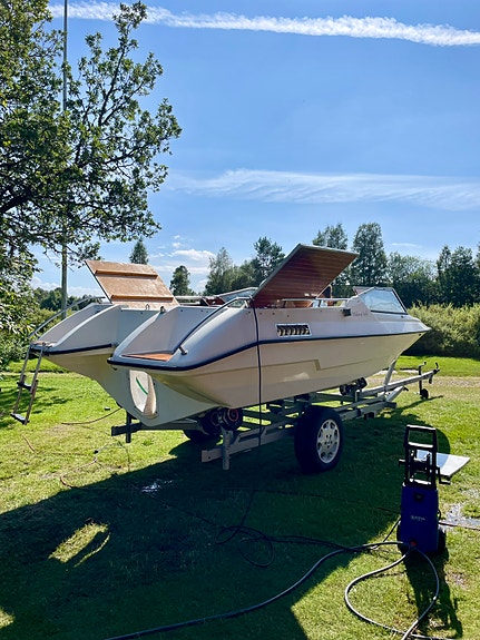 Legend Daycruiser 21 3 of 6