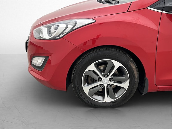 Hyundai i30 10 of 28