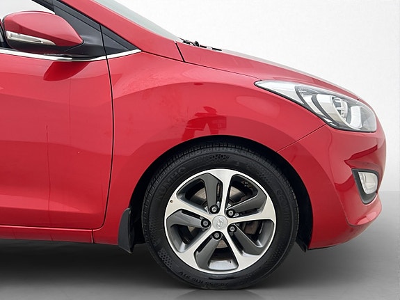 Hyundai i30 13 of 28