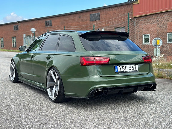 Audi RS6 3 of 5