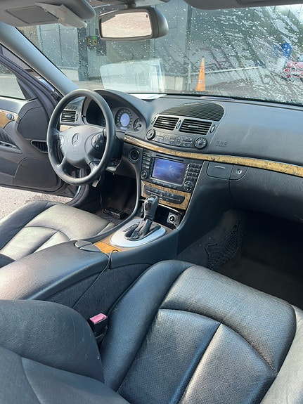 Mercedes-Benz E220 d 9 of 9
