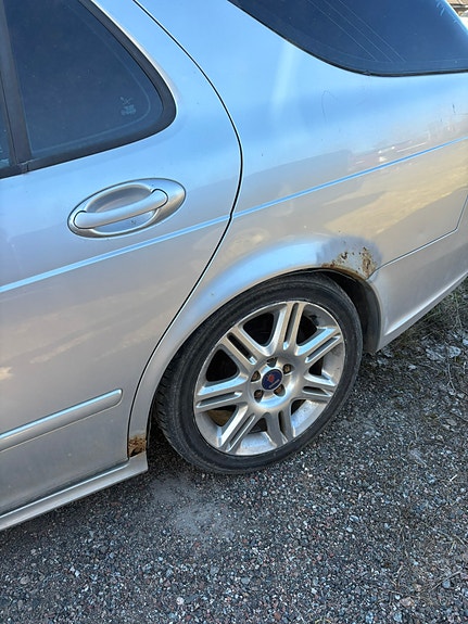 Saab 9-5 4 of 4