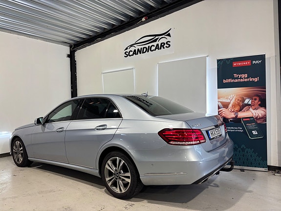 Mercedes-Benz E220 6 of 30