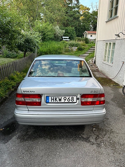 Volvo S90 4 of 5