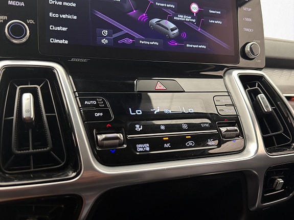 Kia Sorento 28 of 30