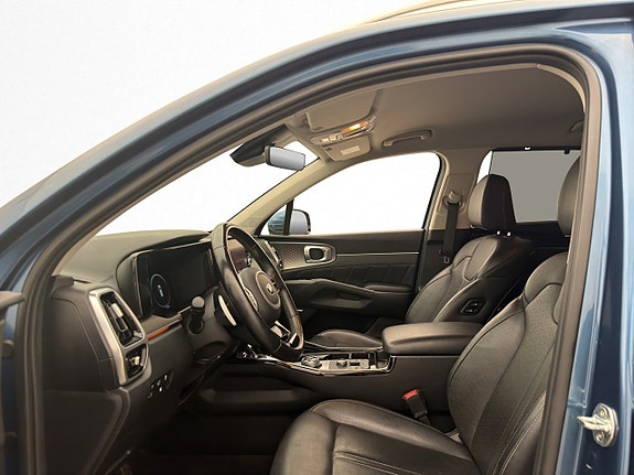 Kia Sorento 22 of 30