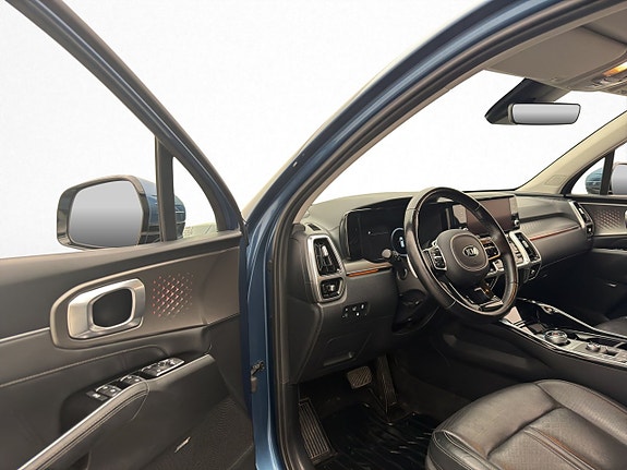 Kia Sorento 21 of 30