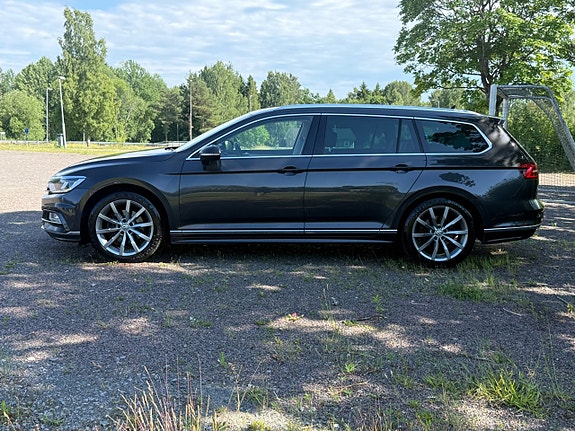 Volkswagen Passat 3 of 5