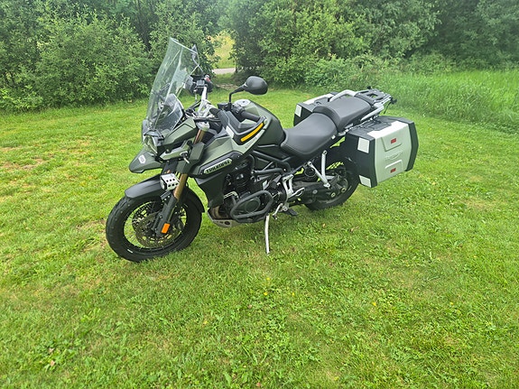 Triumph TIGER EXPLORER XC 8 of 11