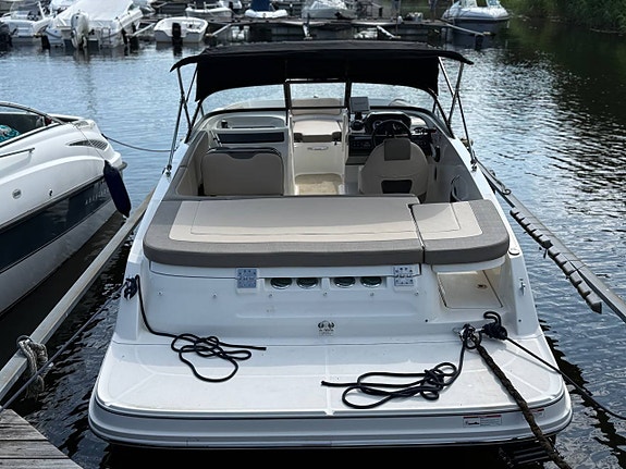 Bayliner VR5 Bowrider mkt fin 5 of 5