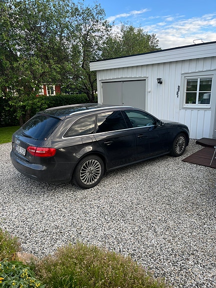 Audi A4 3 of 5