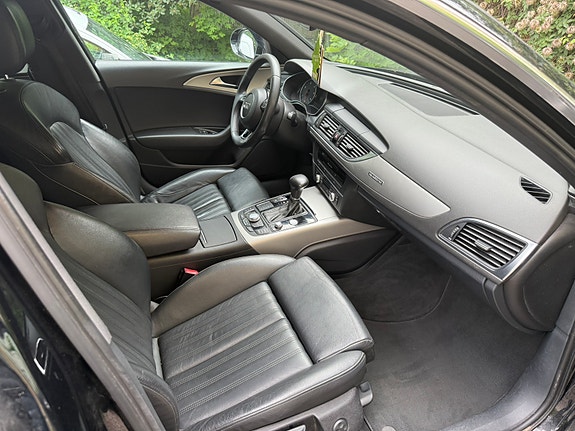 Audi A6 4 of 5