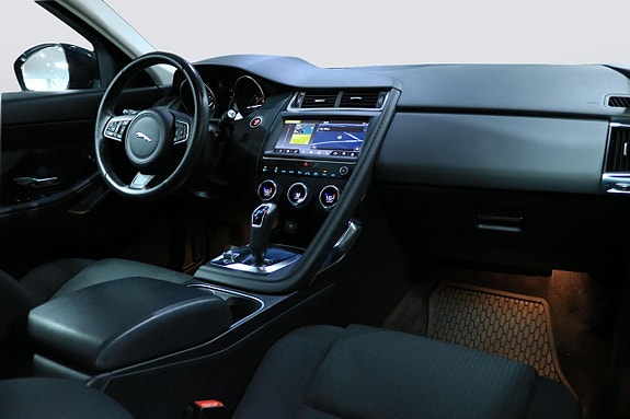 Jaguar E-PACE 8 of 25
