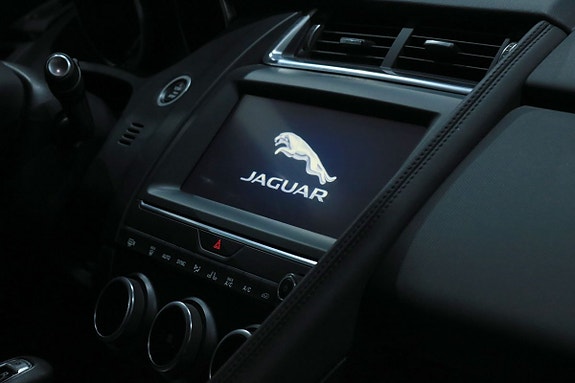 Jaguar E-PACE 11 of 25