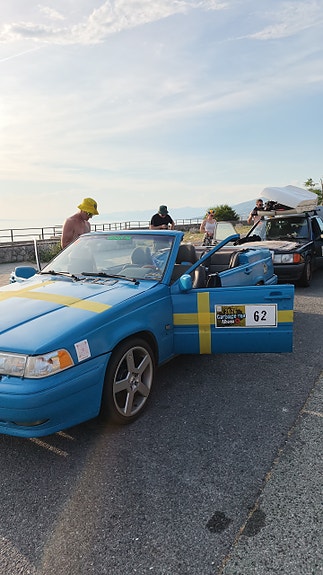 Volvo 940 2 of 5