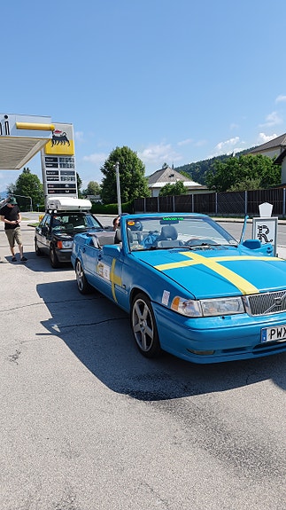 Volvo 940 3 of 5