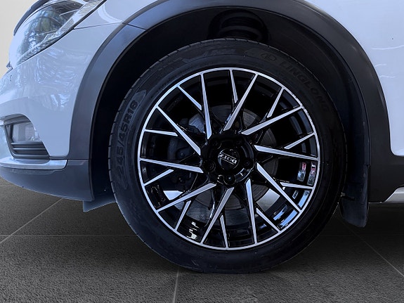 Volkswagen Passat Alltrack 18 of 18