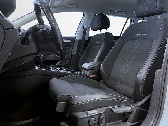 Volkswagen Passat Alltrack 7 of 18