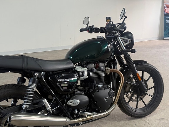 Triumph Speed Twin 900 Nyskick låga mil 0kr insats räntekampanj 3,45 4 of 11