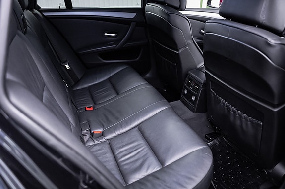 BMW 520d 28 of 29