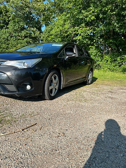 Toyota Avensis 10 of 10