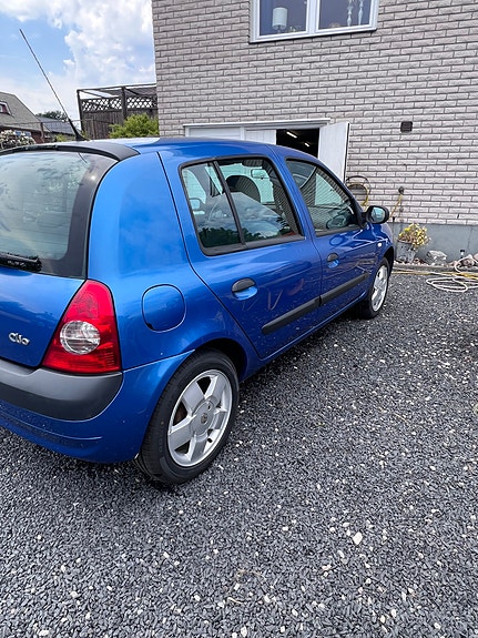 Renault Clio 3 of 5