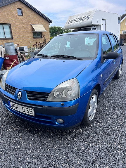 Renault Clio 2 of 5