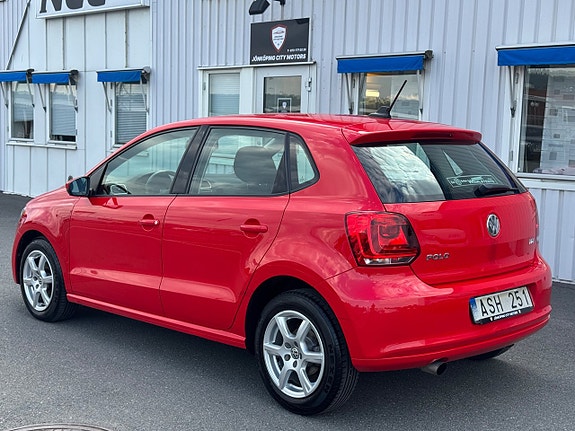 Volkswagen Polo 3 of 5