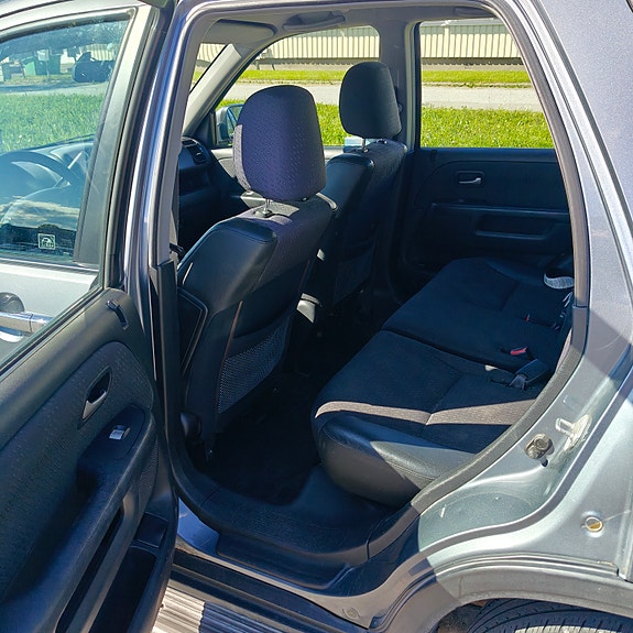 Honda CR-V 5 of 5