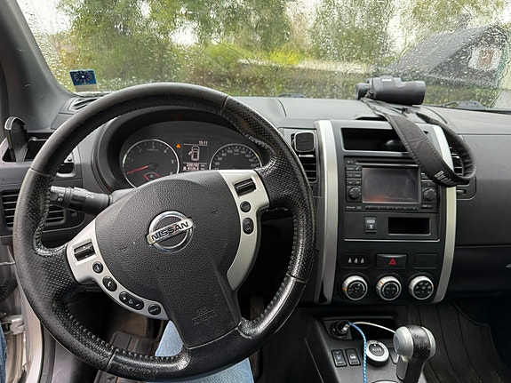 Nissan X-Trail 4 of 5