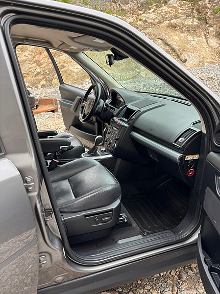 Land Rover Freelander 2 5 of 10