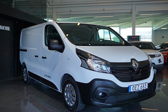 Renault Trafic 2 of 5