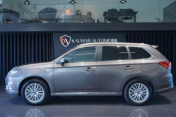 Mitsubishi Outlander 3 of 20
