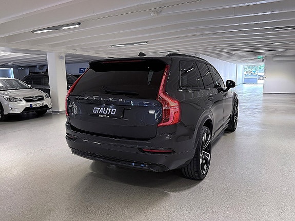 Volvo XC90 7 of 30