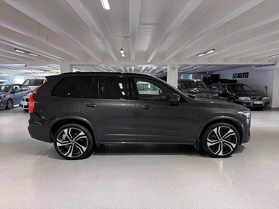 Volvo XC90 6 of 30